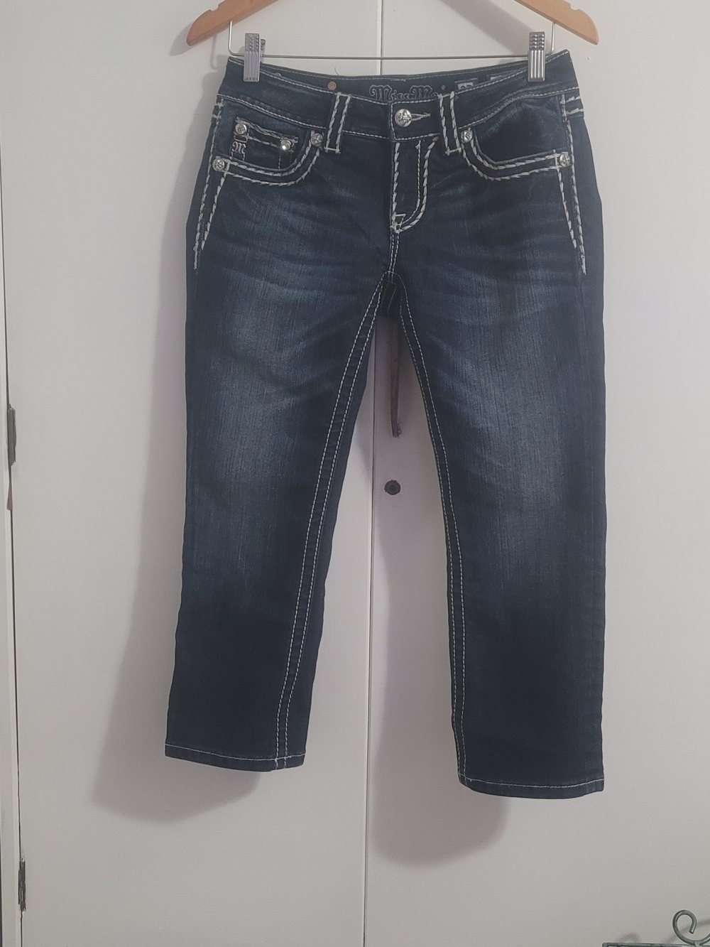 Miss Me Dark Indigo Capri Jeans with Contrast Stitching